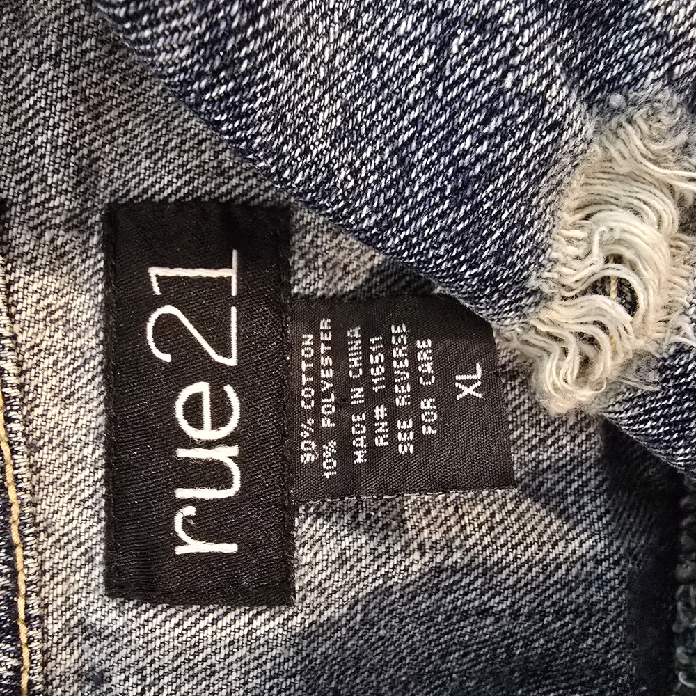 Denim Cropped Jacket - Picture 4 of 4